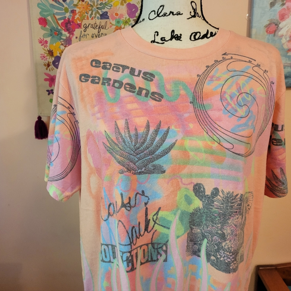 Urban Outfitters Cactus Gardens Flame Soft Tee, Pink, Orange, Boxy, NWOT, Large - Picture 4 of 14